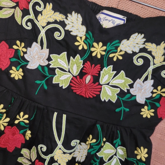 Two of Us for Anthropologie Black Embroidered  Strapless Top - Picture 4 of 4